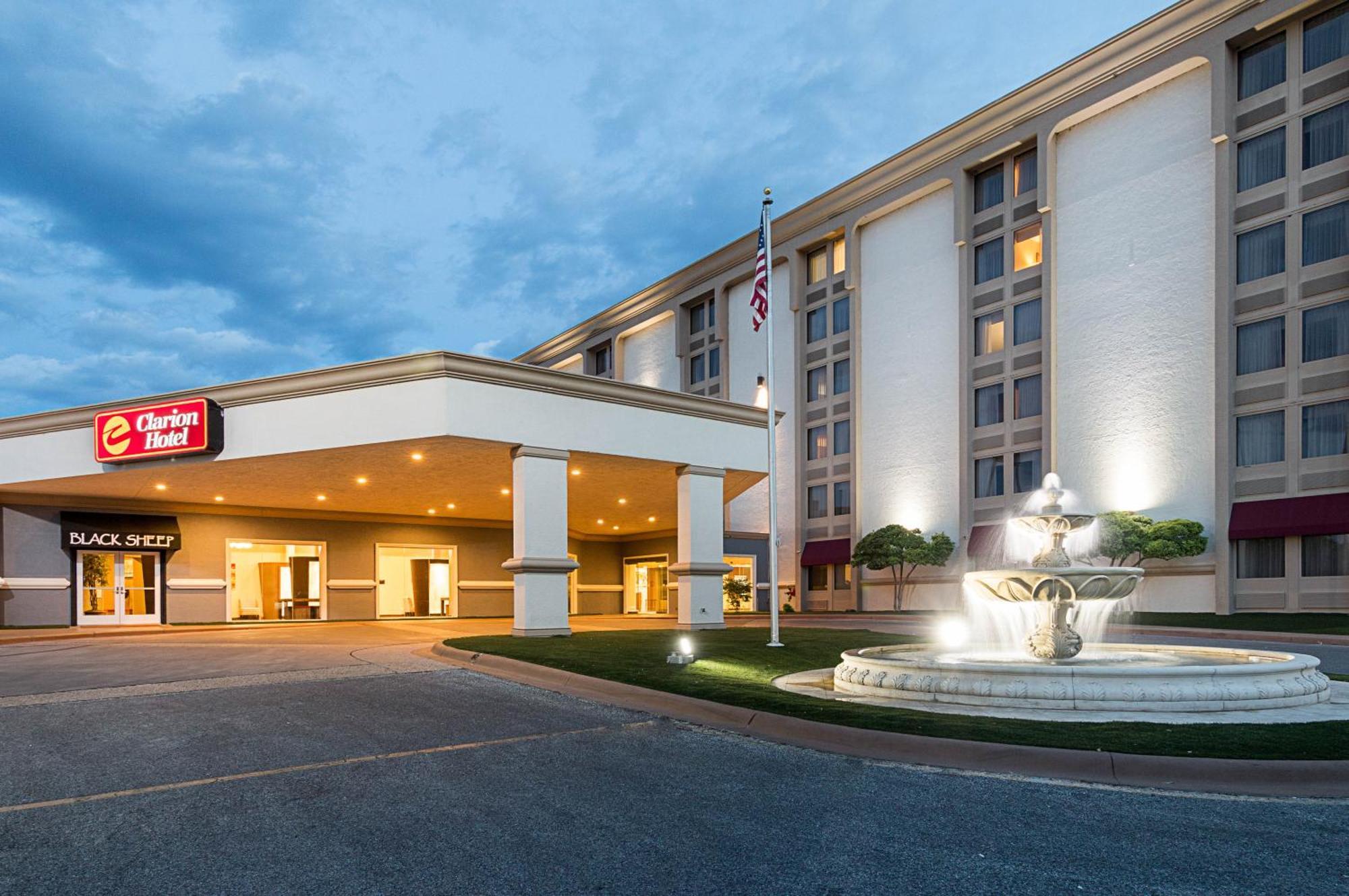 Clarion Hotel San Angelo Near Convention Center Exterior foto